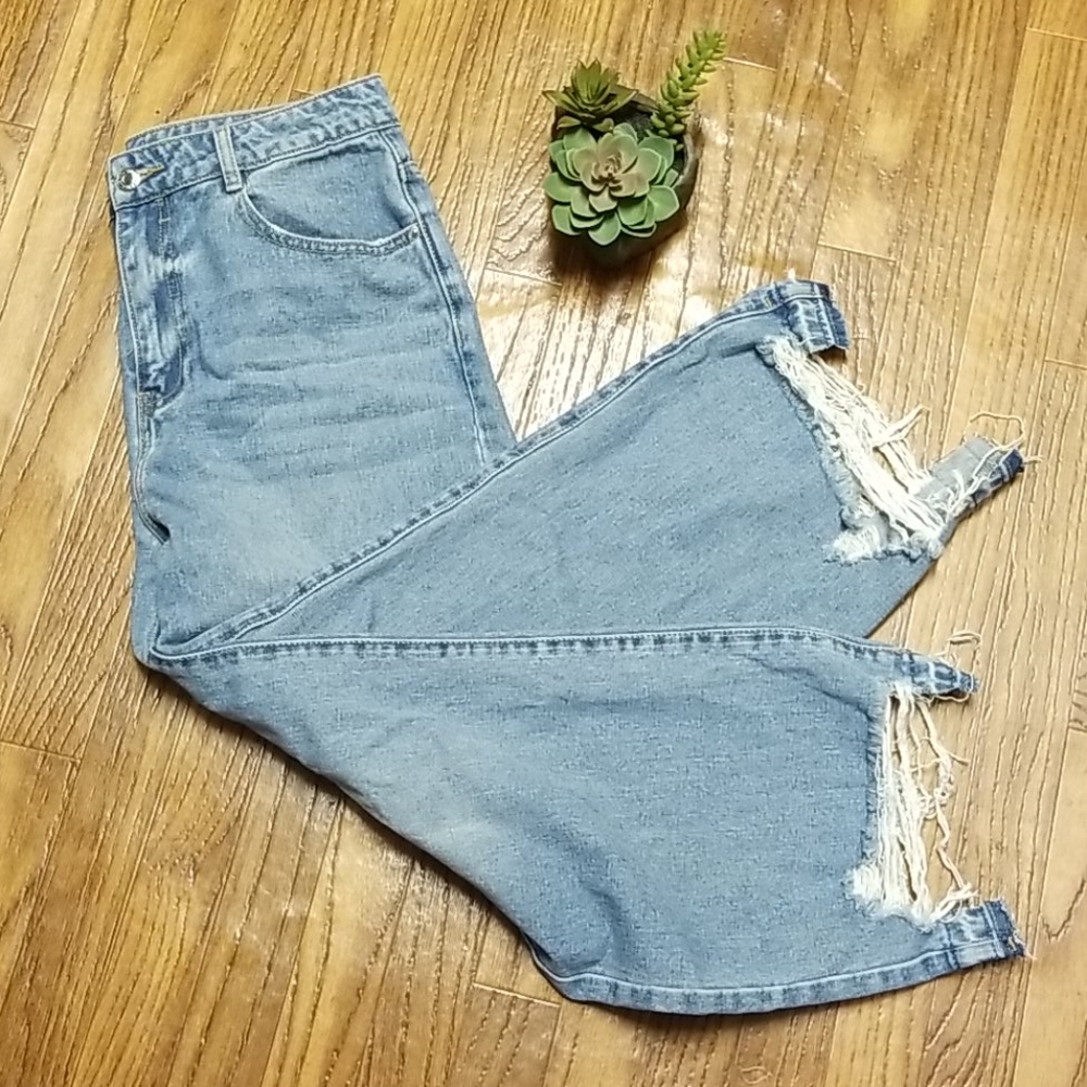 💎Very high rise 12 Crop wide destroyed hem jeans